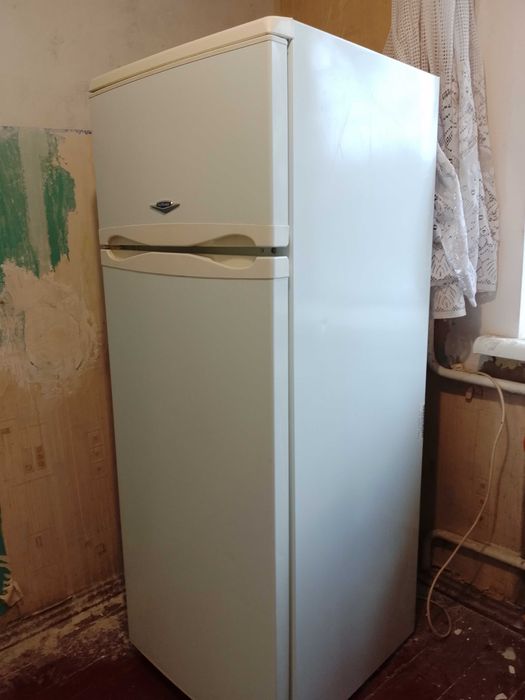 Холодильник Rainford KG- 2263 W     No frost морозильна камера