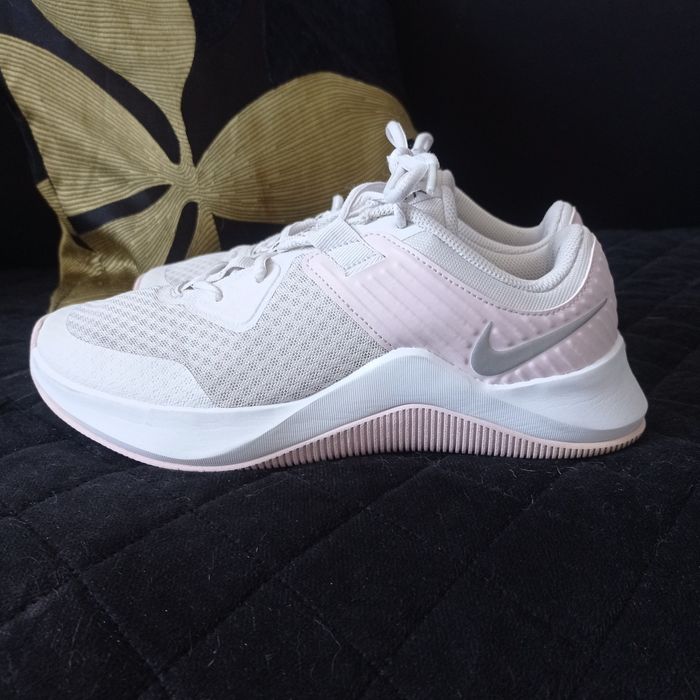 Adidasy damskie Nike MC Trainer rozmiar 41. Oryginalne