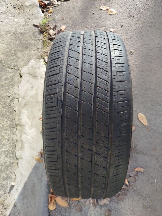 Автошина 235х45R18 б/в 1шт.