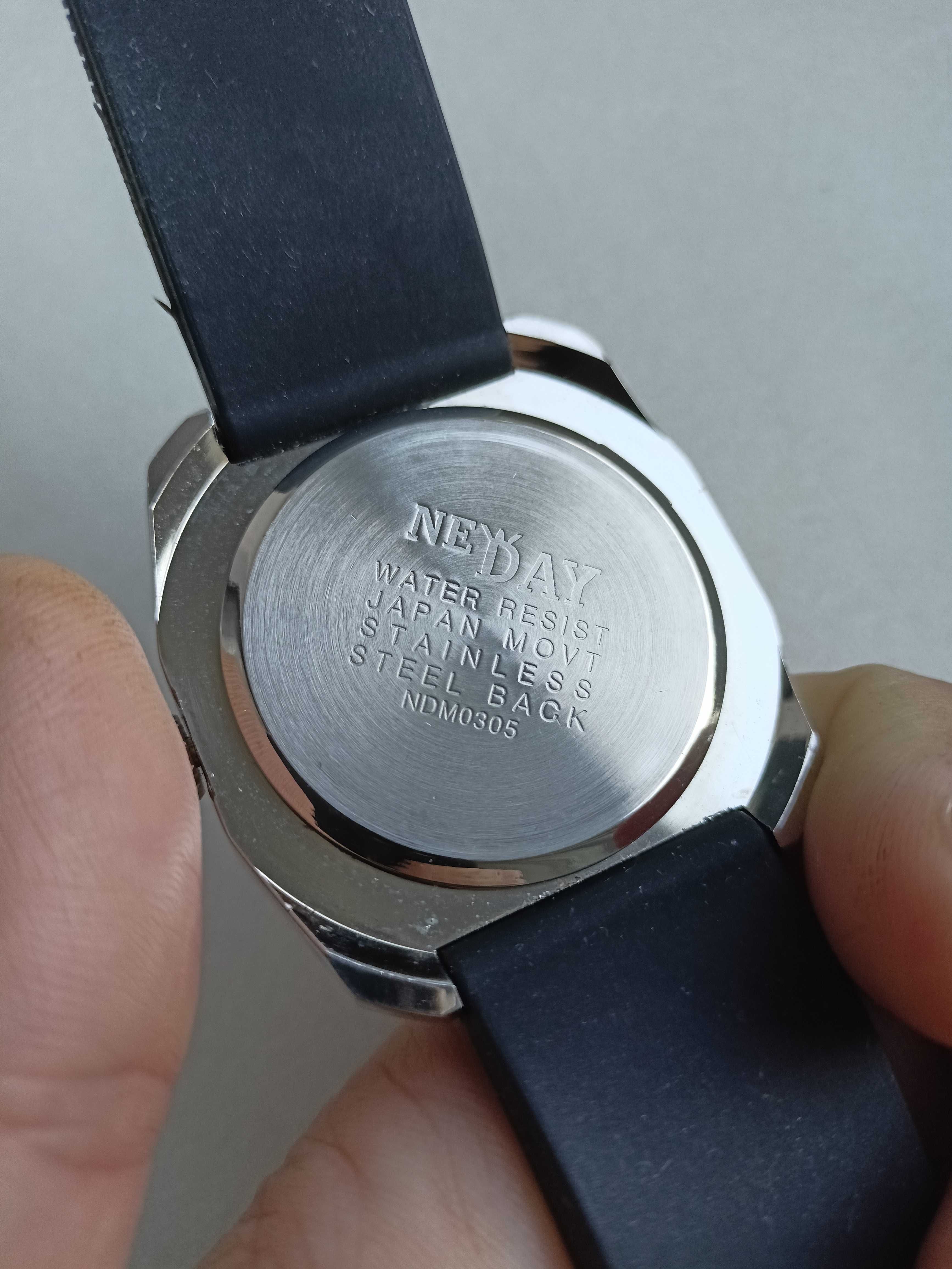 Мужские часы NewDay. Новые.