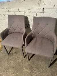 Dwa krzesla tapicerowane