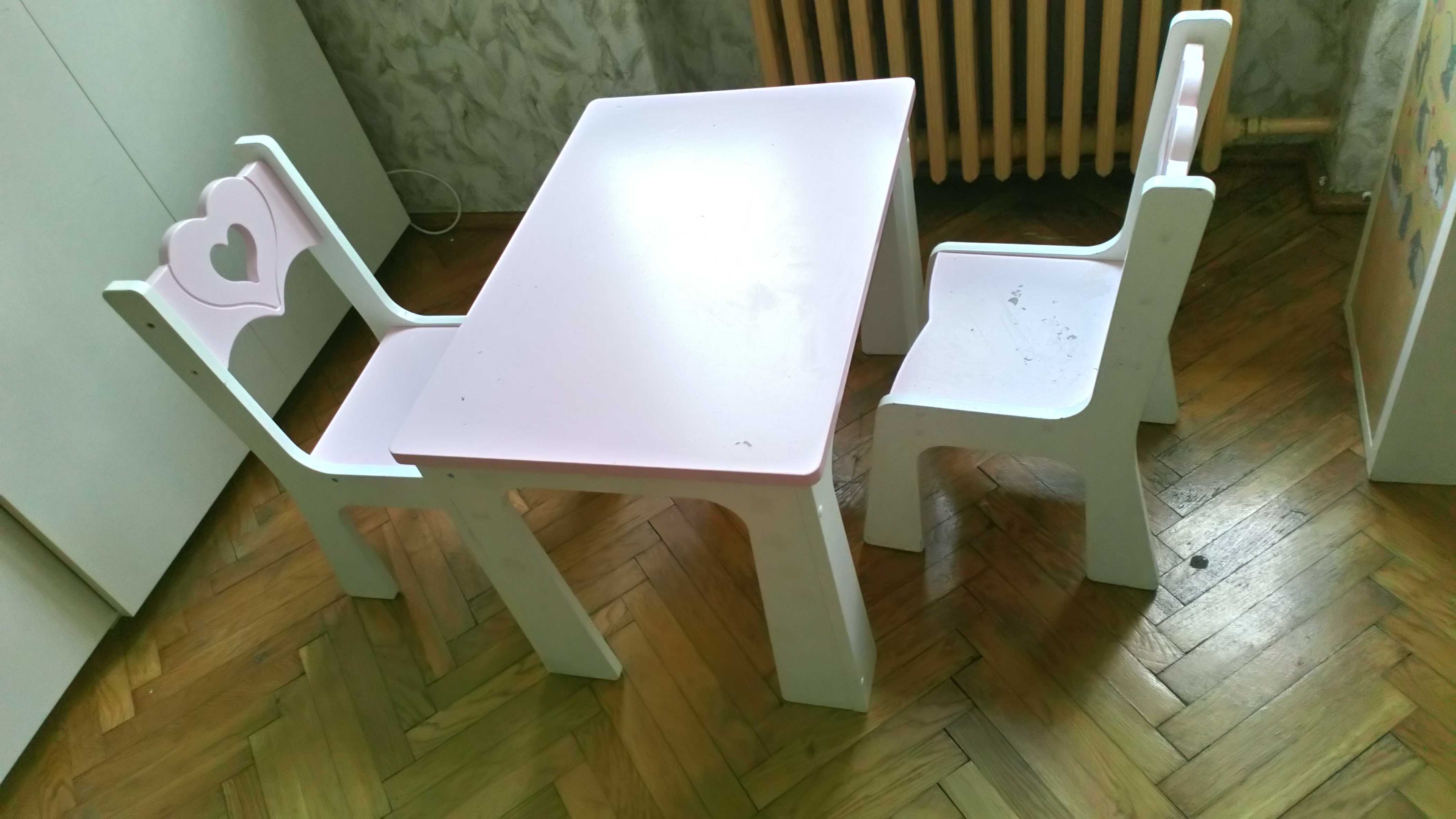 Stolik komplet drewniany dla dzieci używany