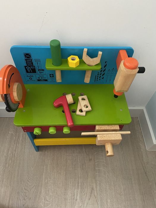 Drewniany Warsztat Majsterkowicza Z Narzędziami - Zabawka
