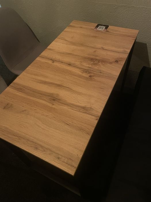 Продам столи різні кольори і розміра