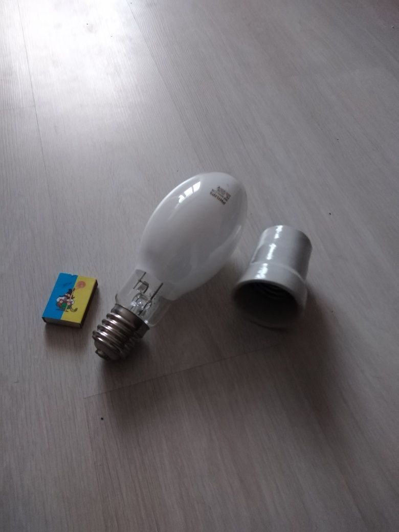 Лампа PHILIPS 250 watt 225-235v E40 + патрон ссср E40