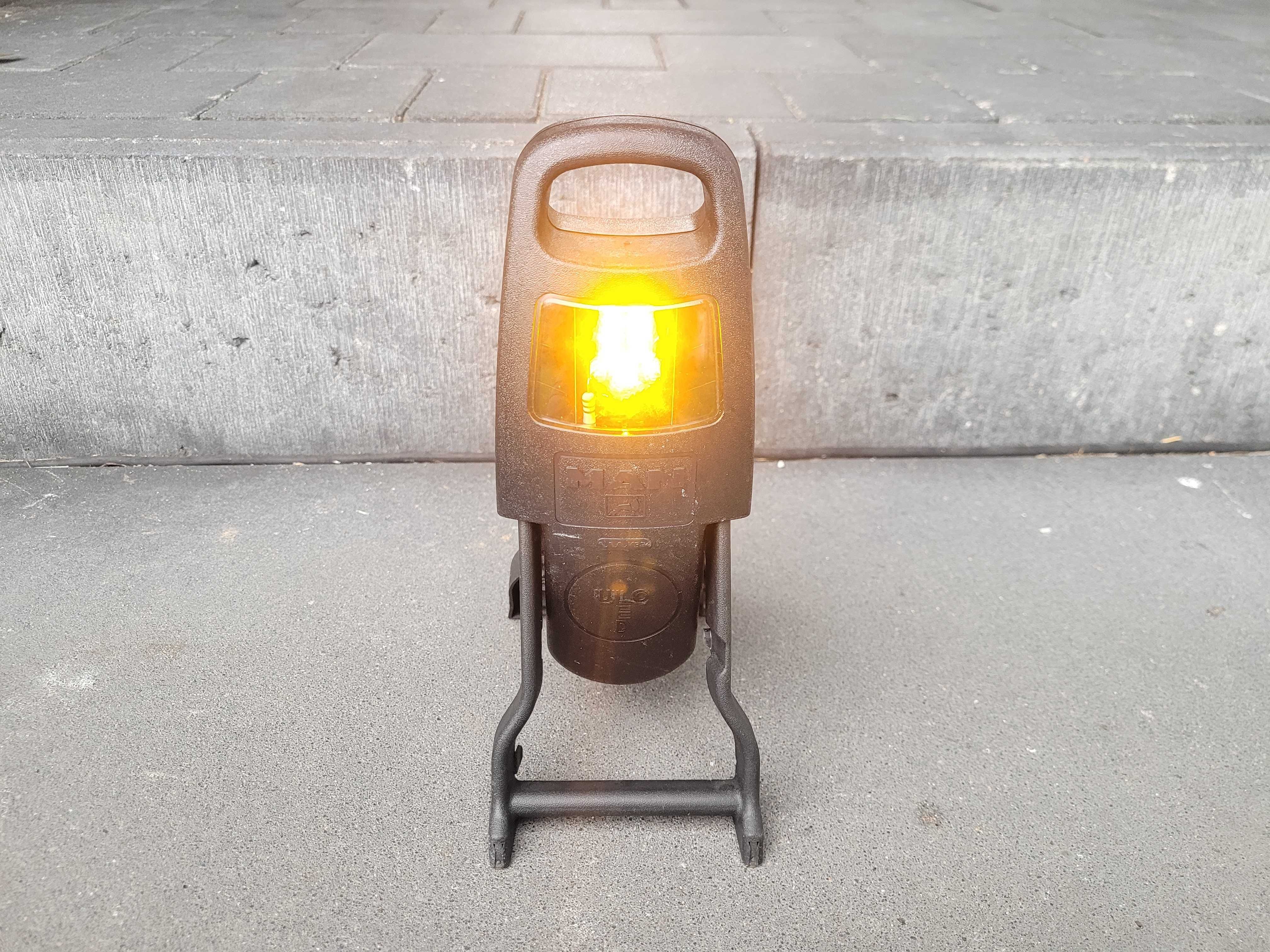 Akcesoria do  MAN MERCEDES TIR Lampka przewód do pompowania klucze ORG
