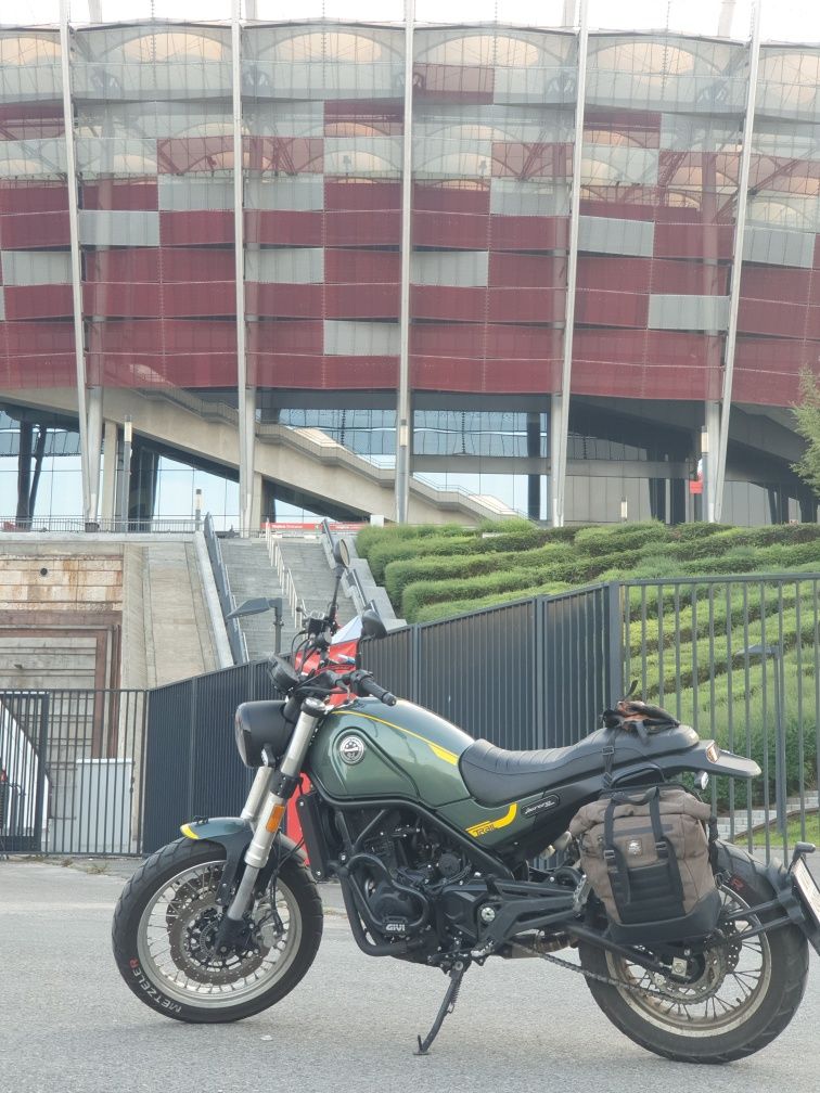 Benelli Leoncino Trail 500 gwarancja dodatki jak nowy scrambler