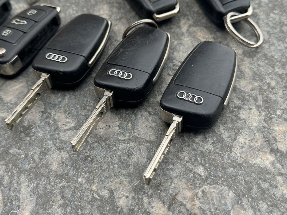 Ключ Audi a6 c6 блоку запалювання ауді а4 б7 ключ замка зажигания audi