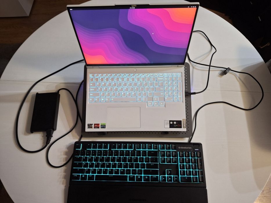 Legion lenovo pro 16 + klawiatura steelseries + podkładka chlodzaca