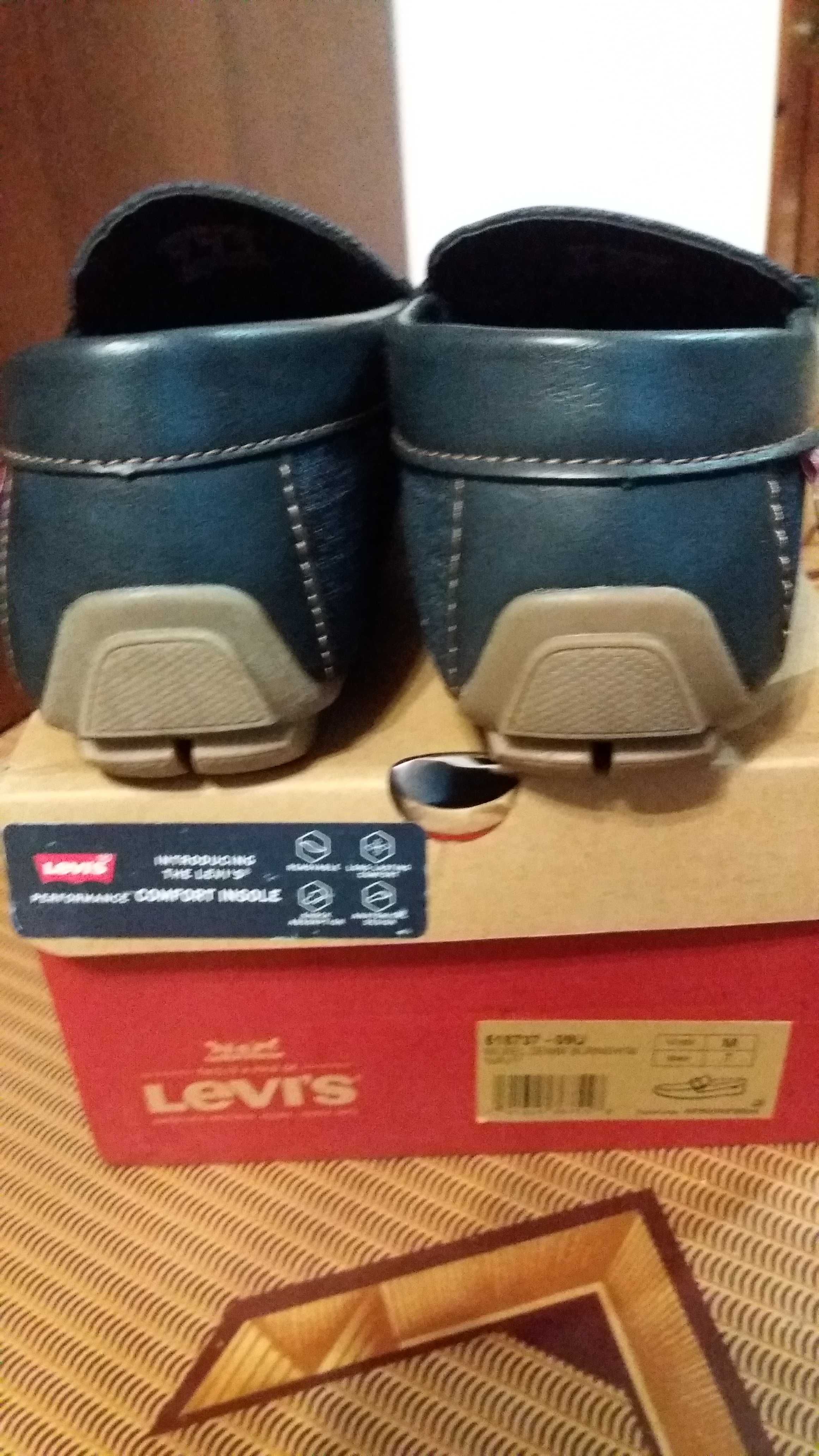 Levis мокасини лофери туфлі джинсові Левис р 39 устілка 25 см