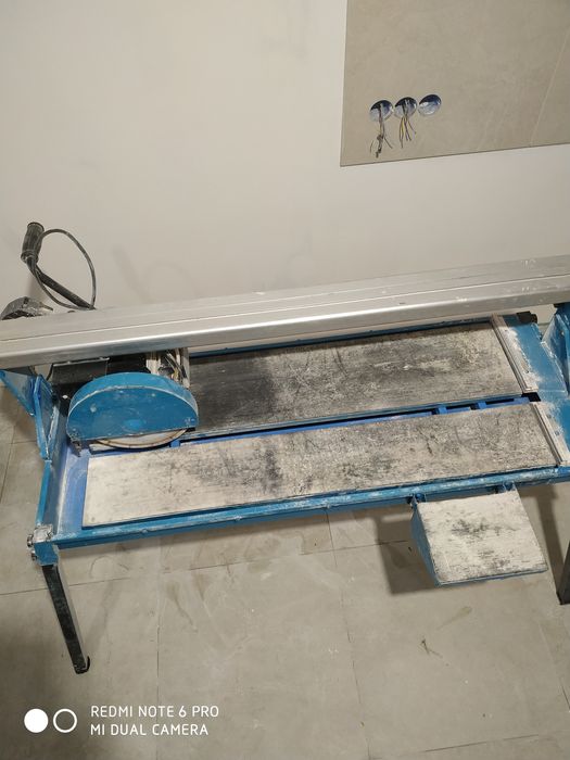 Плиткорез KRAISSMANN 1500 STM 1020