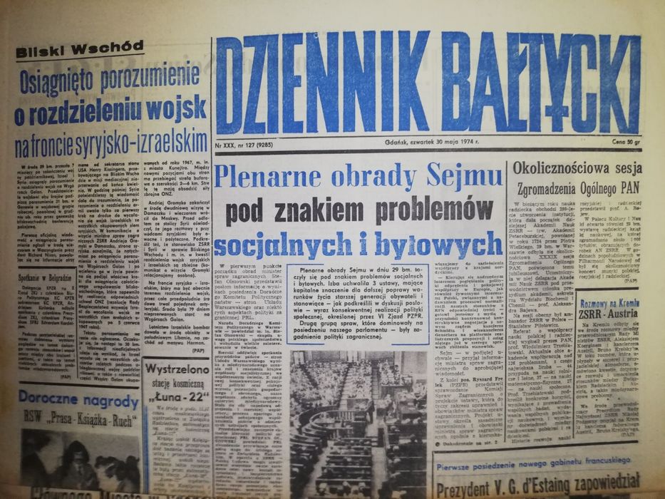 PRL. Dziennik Bałtycki 1974 rok, prezent na urodziny, stare gazety.