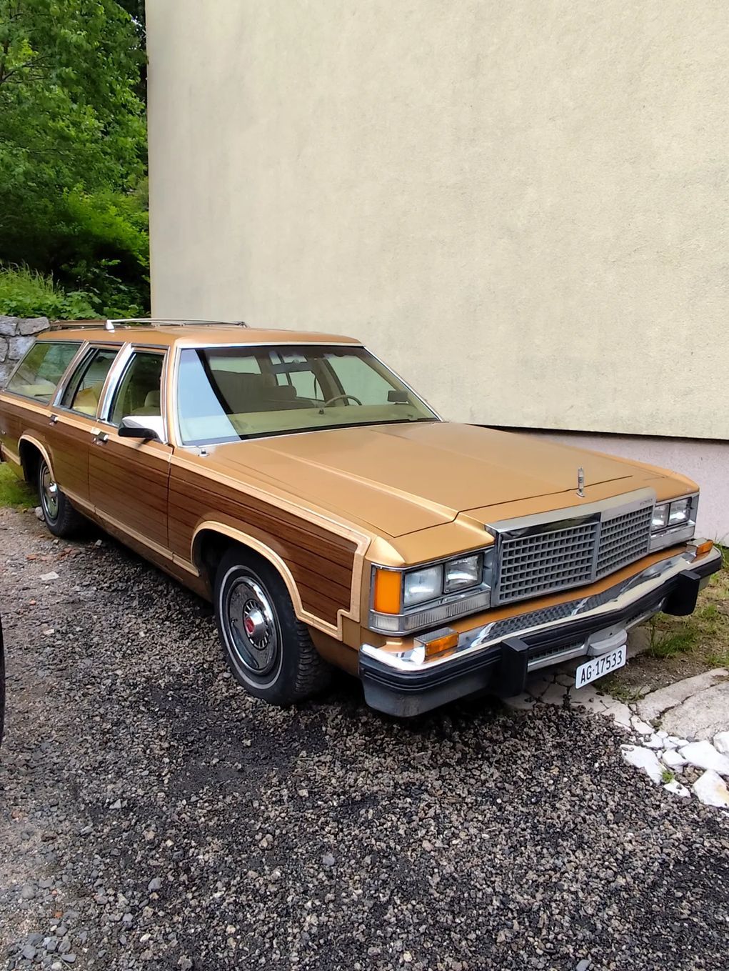 Ford  Ford Country squire 5,8 1978