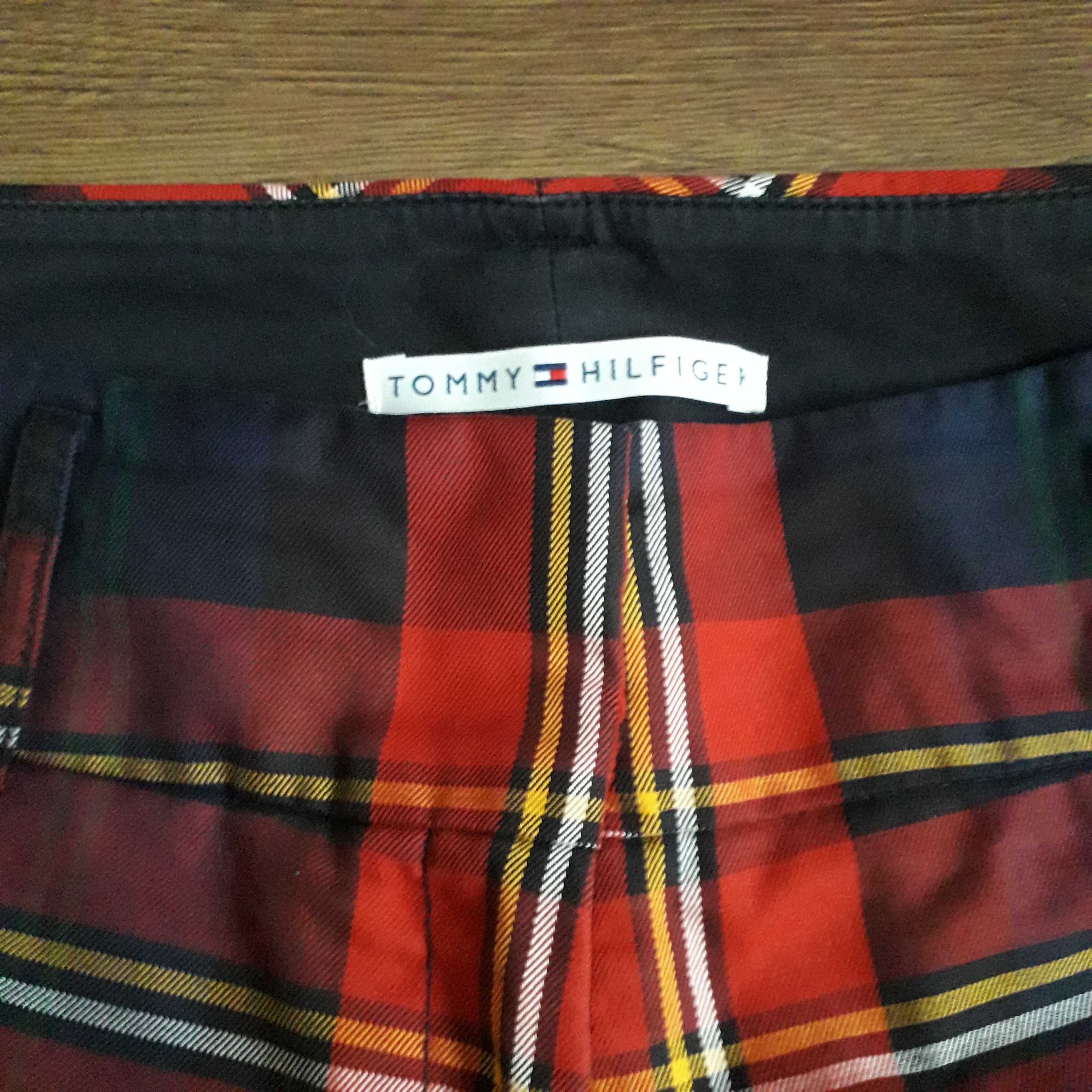 Spodnie Tommy Hilfiger