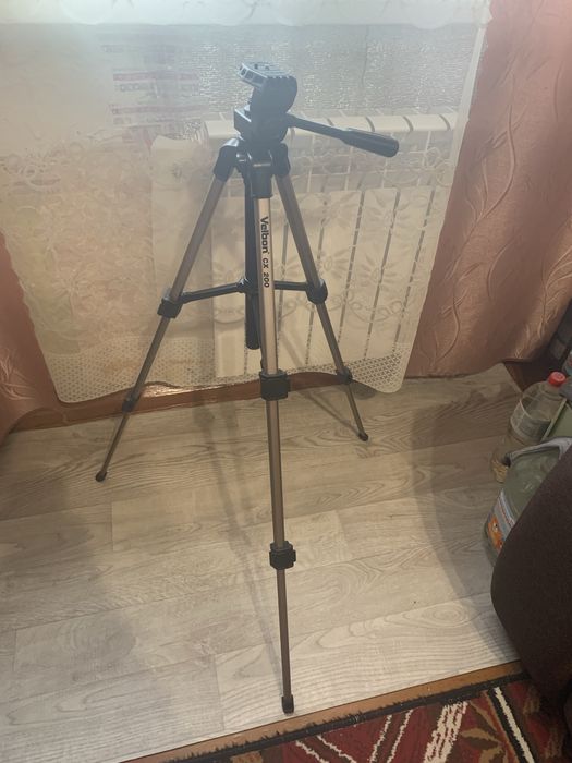 Продам штатив Velbon cx 200
