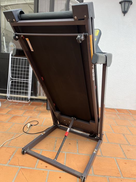 Passadeira de corrida Tecnovita EVO T900