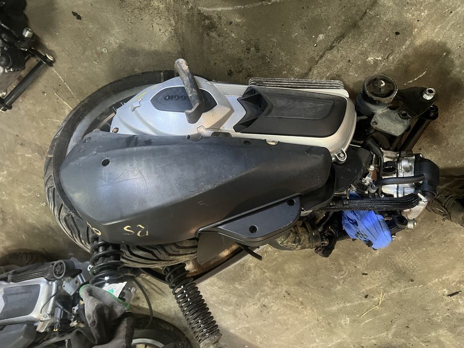 Piaggio mp3 125 yourban silnik