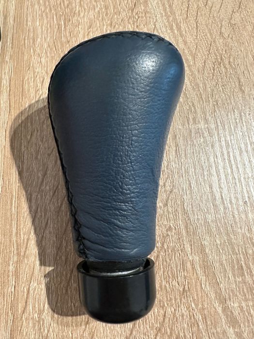 Gałka zmiany biegów skórzana uniwersalna