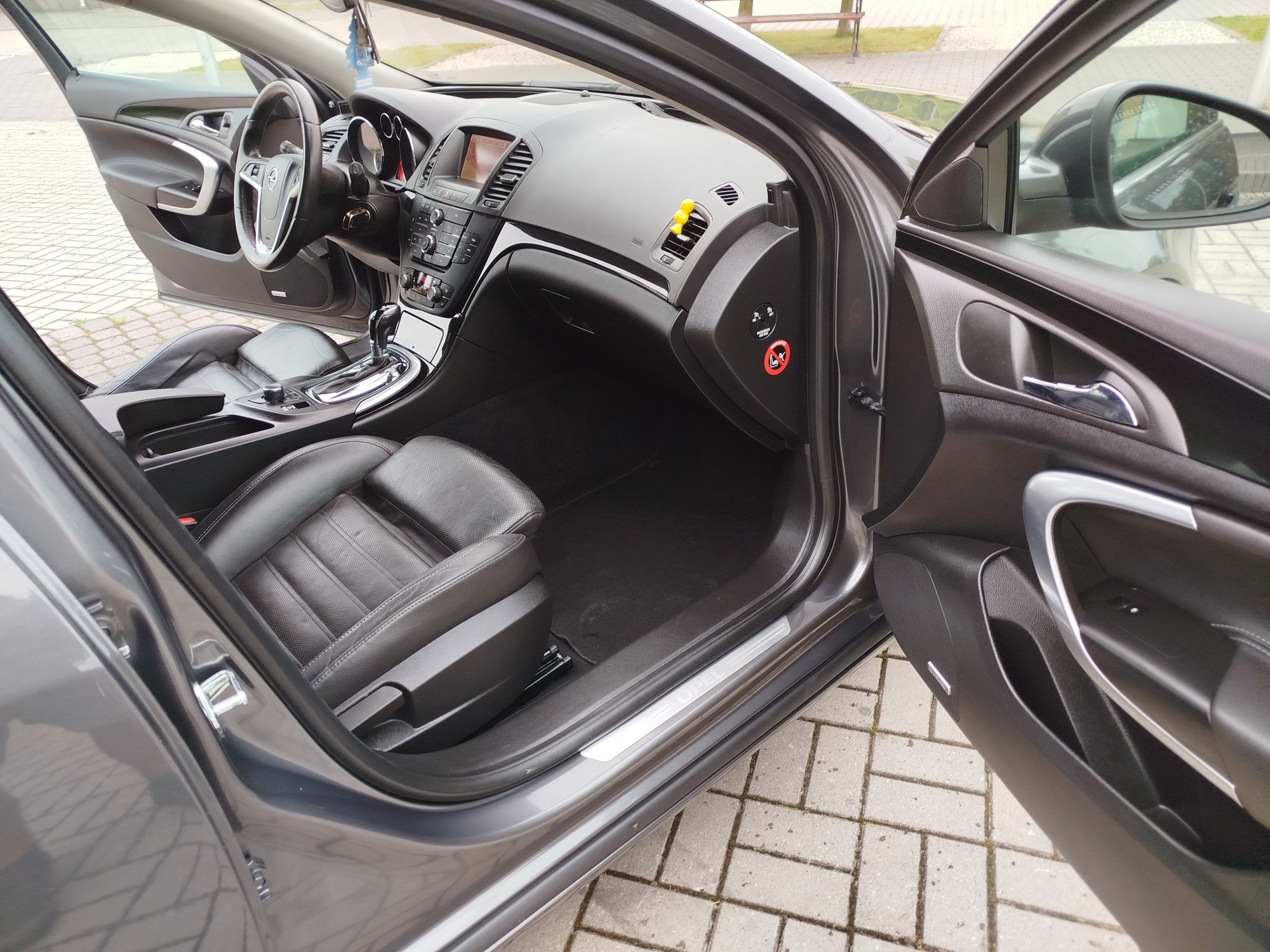 Opel Insignia Cosmo 2.8 V6 Turbo! 4x4! Hatchback! Skóra Navi automat!
