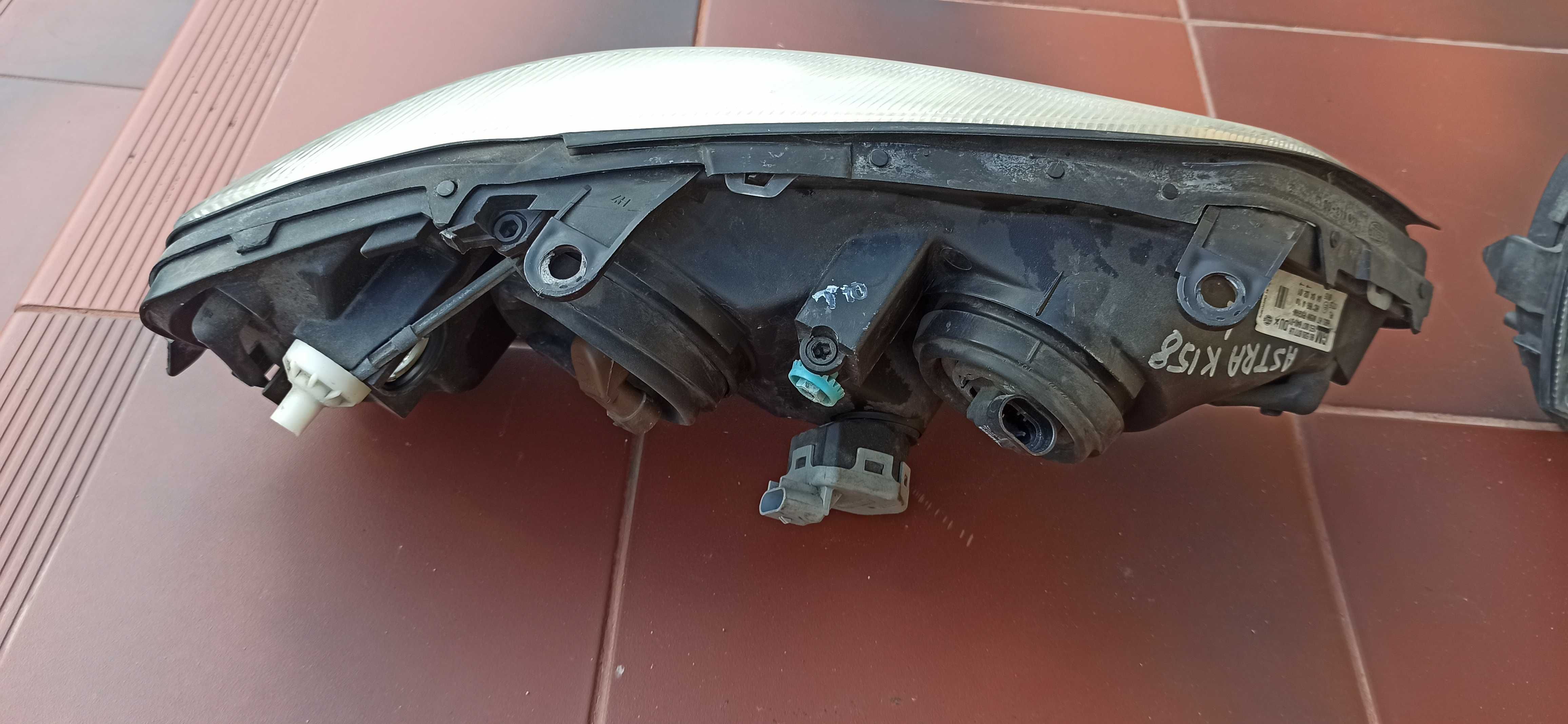Lampy przednie Opel Astra  G