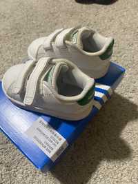 Vendo sapatilhas Advantage Adidas