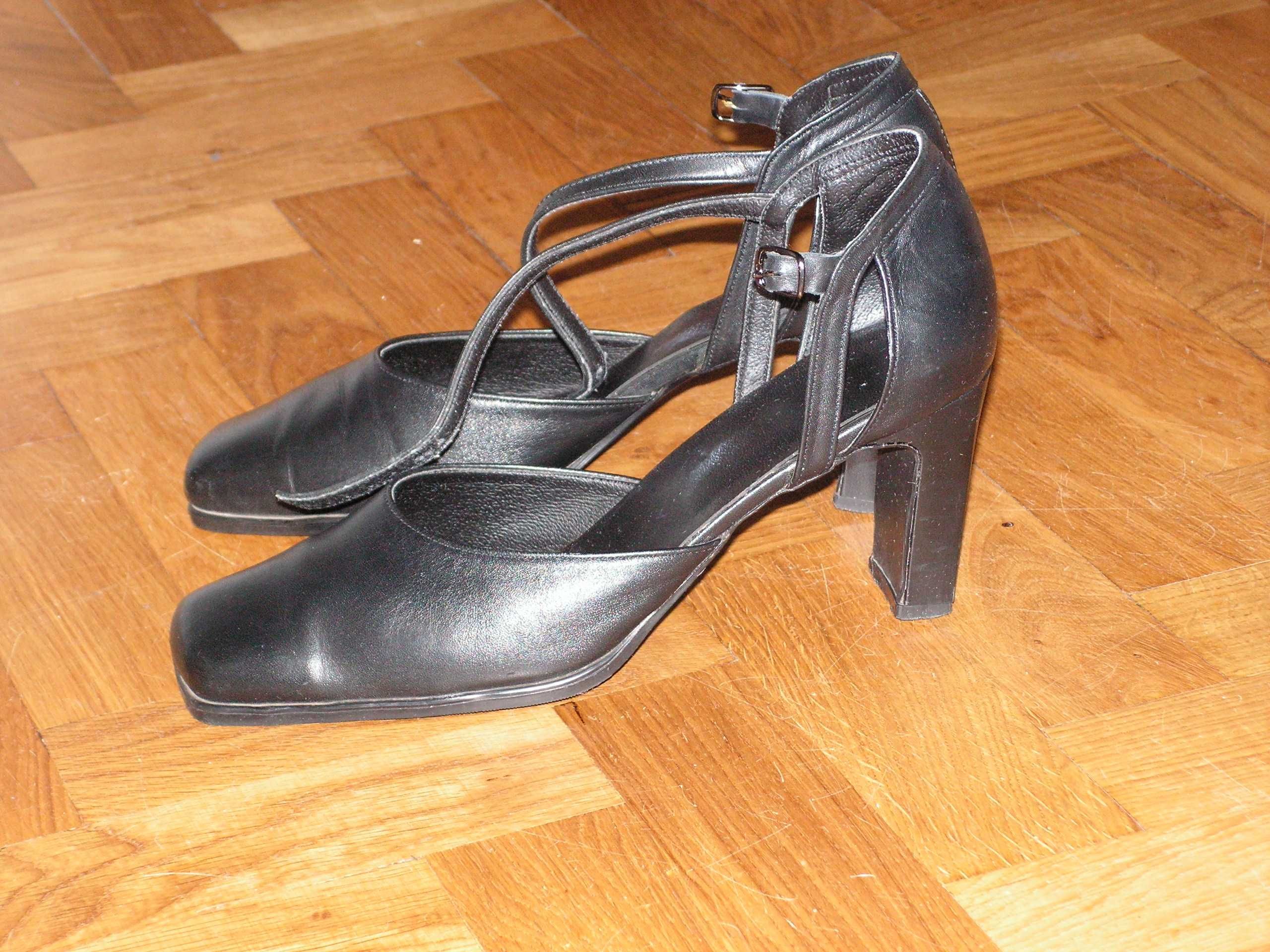 Buty damskie czarne skóra rozm. 40