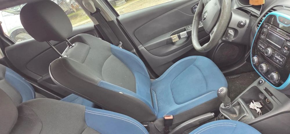 RENAULT CAPTUR fotel lewy przód przedni