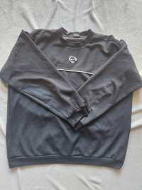 Czarny crewneck nike