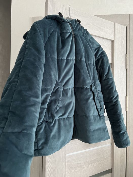 Жіноча зимов-осіння коротка куртка Staff смарагдова