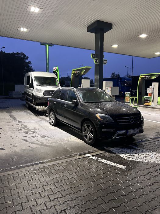 Tanie Holowanie Aut Busów przyczep samochódów motocykli