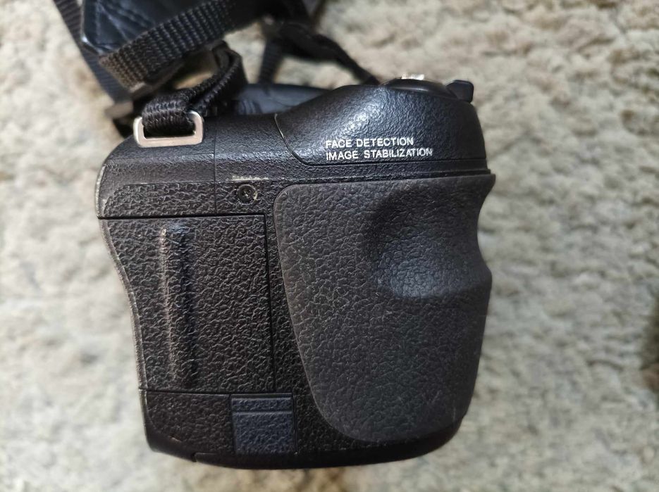 Aparat FUJIFILM - Finepix S2100 HD