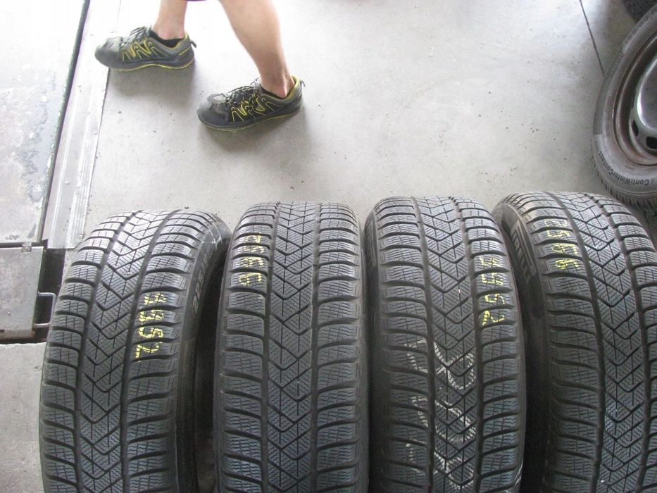 Opona zimowa Pirelli Winter SottoZero 3 225/55R17 97 H