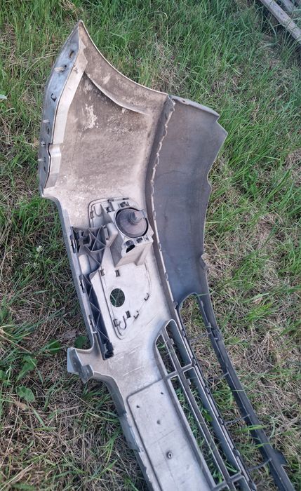 Zderzak Przód Ford Focus Mk2 z Halogenami