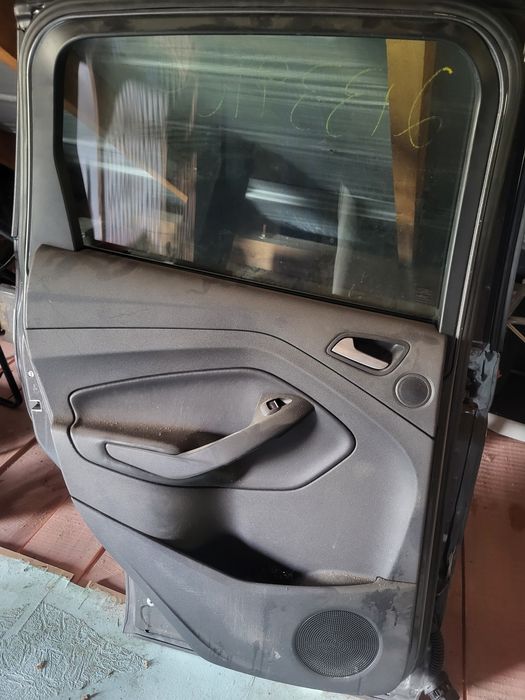 Задня дверка Ford C-Max