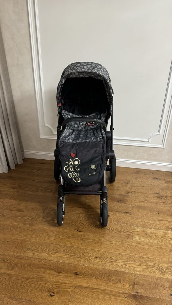 СРОЧНИЙ ПРОДАЖ прогулка Cybex Priam Rebellious + шасі Chrome Black