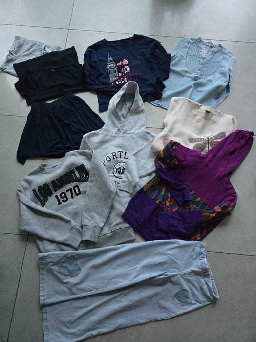 Paka rzeczy 128 dla dziewczynki