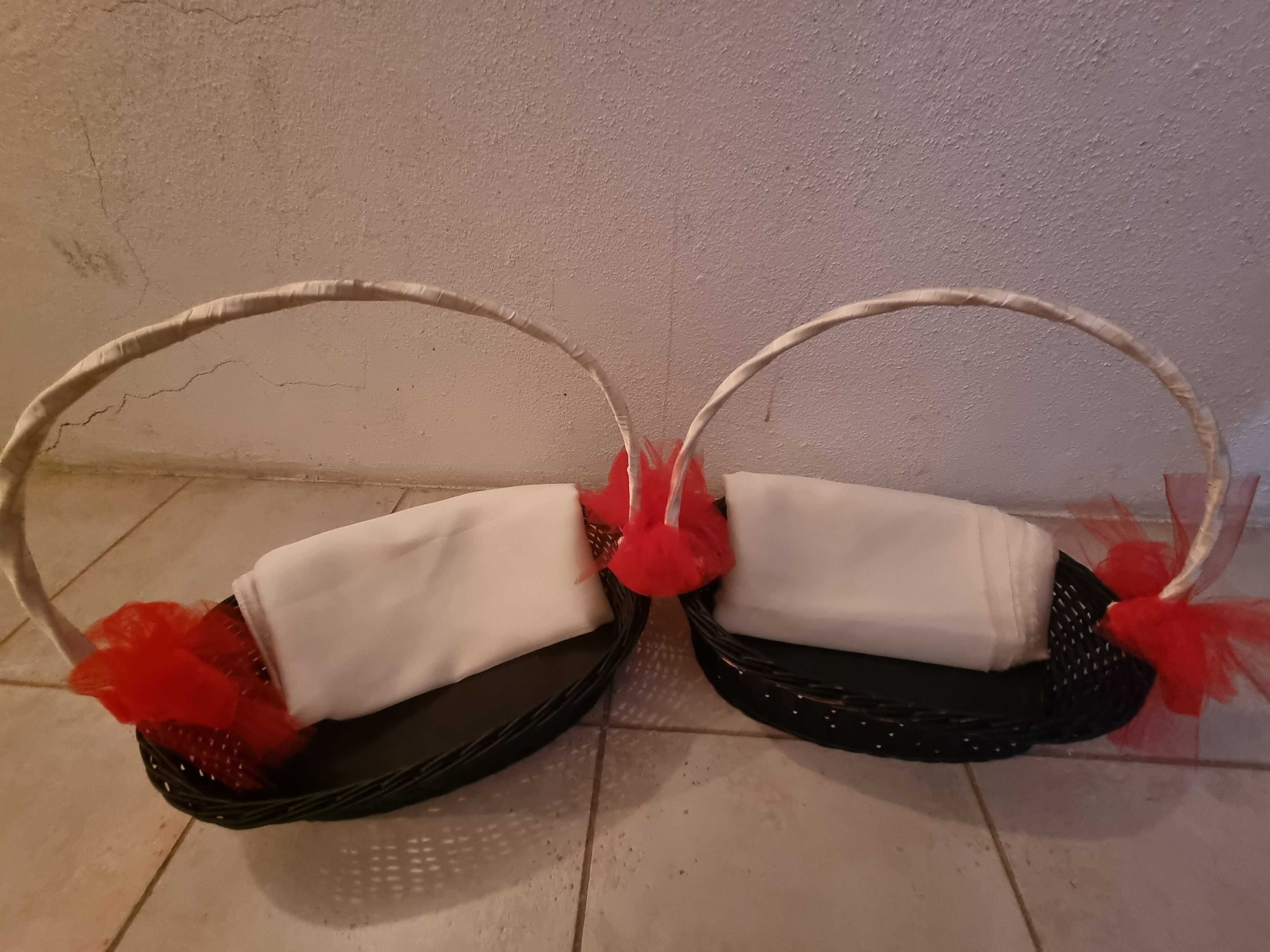 2 cestos de verga preto