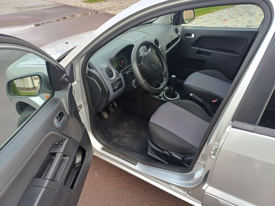 Ford Fusion 2010