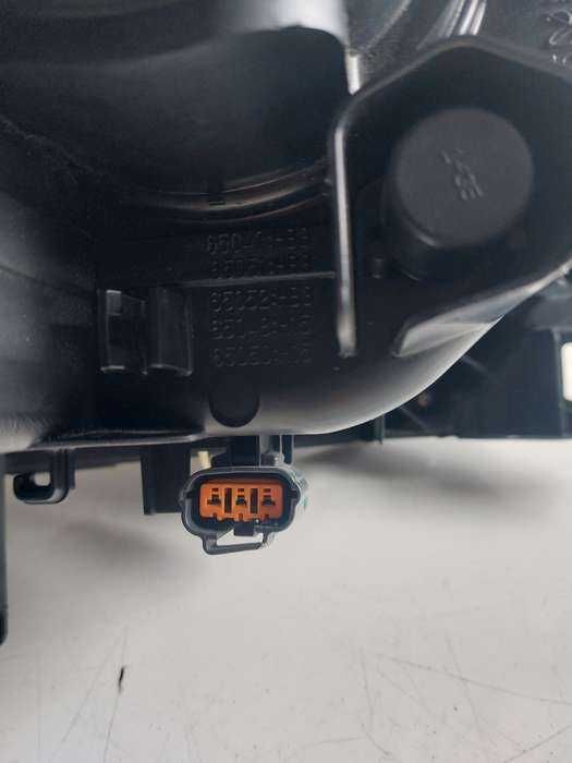 Lampa przednia lewa Mazda CX-3 15-19 Europa