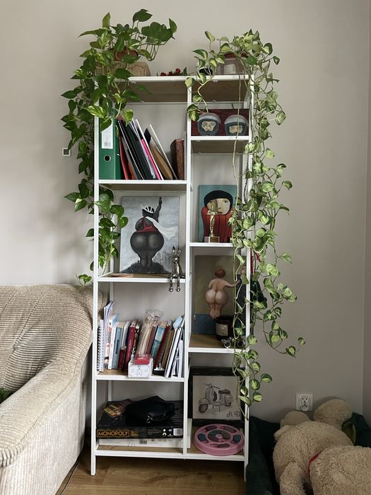 Regał Jysk 7 półek – dąb z bielą, świetny stan