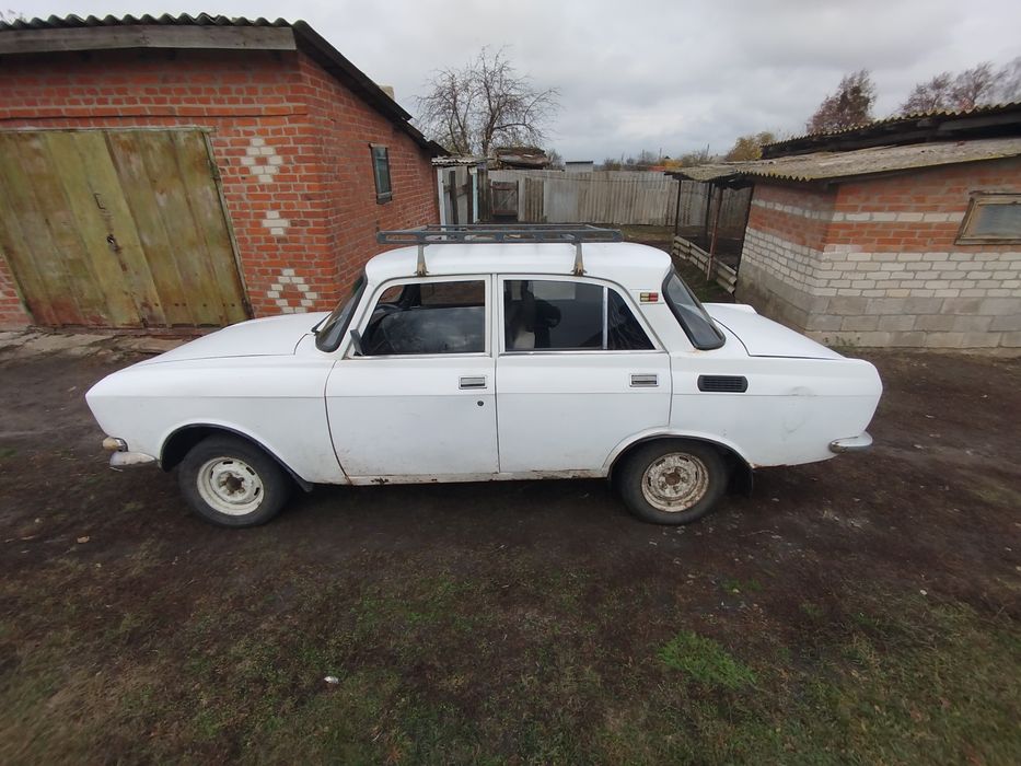 Продам Москвич 2140