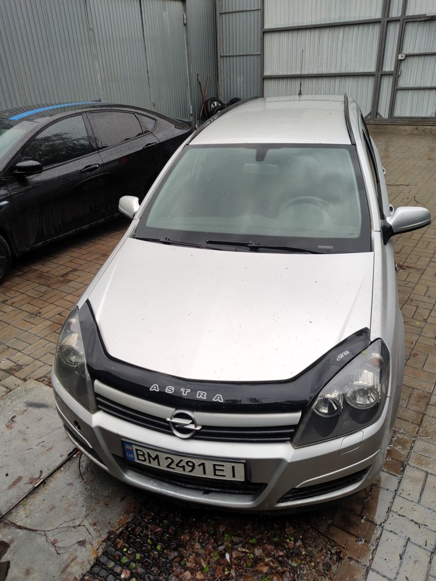 Opel Astra H 2004