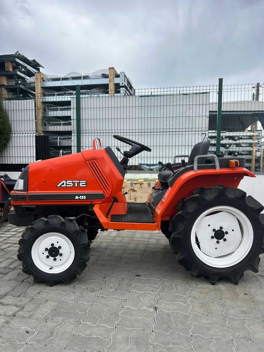 KUBOTA ASTE A155 IMACULADO