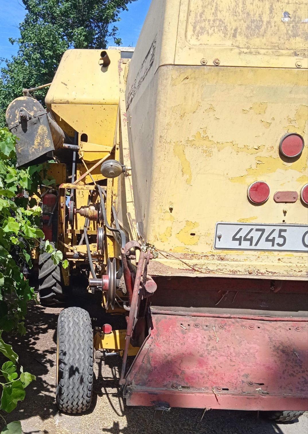 Продам New Holland 1540