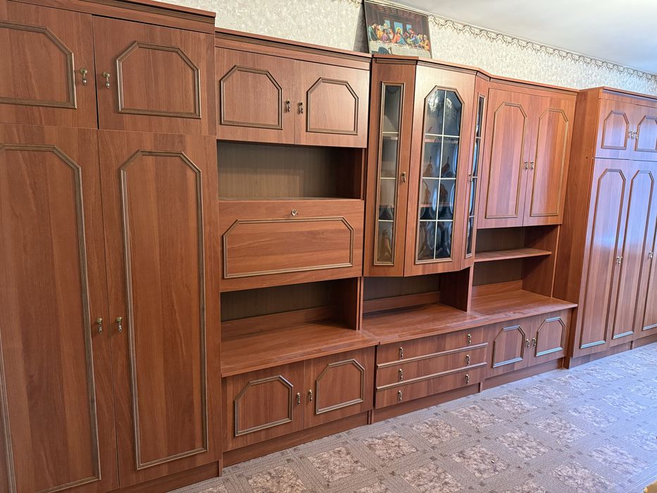 Стінка для вітальні