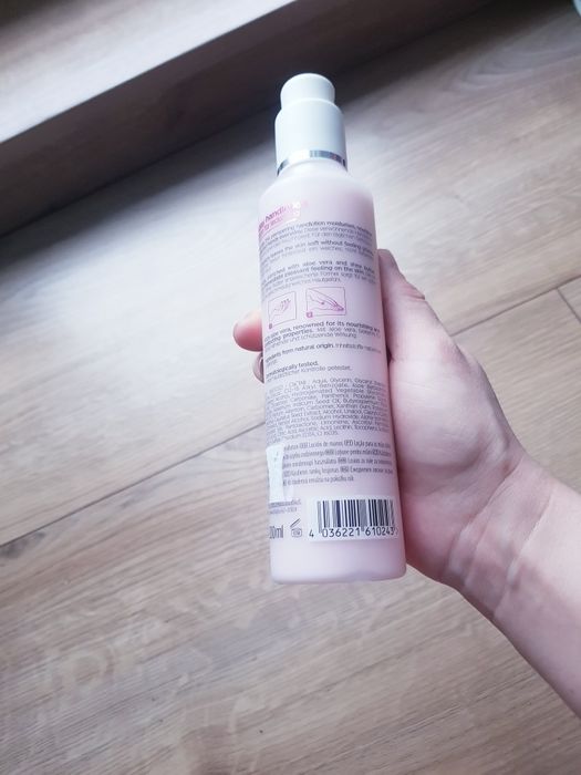 Nowy krem do rak Douglas Essential 200ml