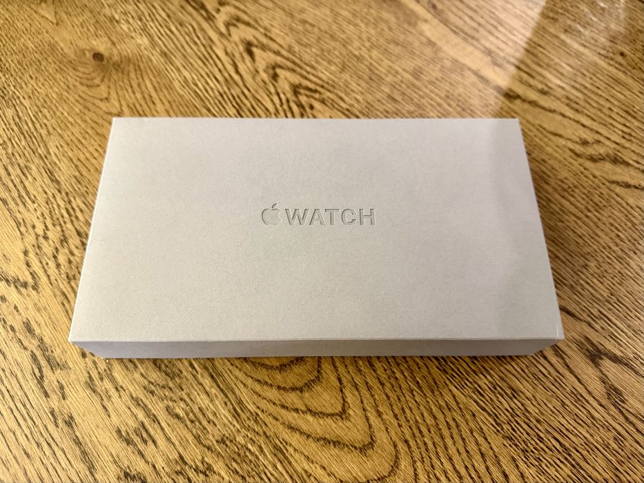 Apple Watch Ultra 2 Titanium Preto c/ Ocean Band