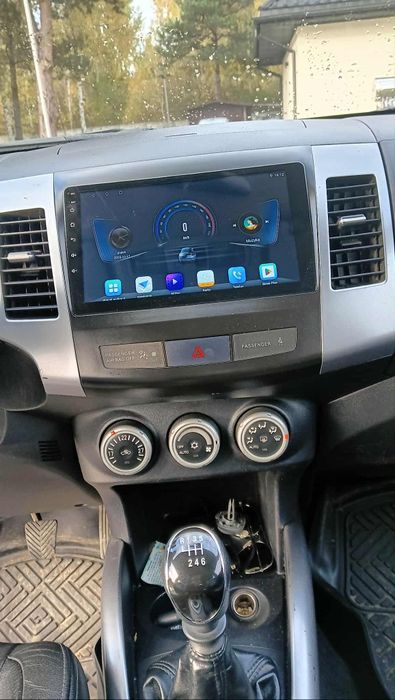 Mitsubishi Outlander 4x4 2.2 HDi 7 os