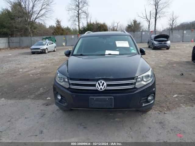 Volkswagen Tiguan SE 2016