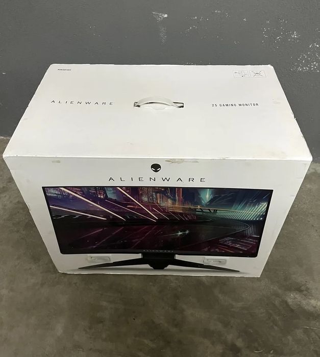 Игровой монитор Alienware AW2518 240 HZ G-sync